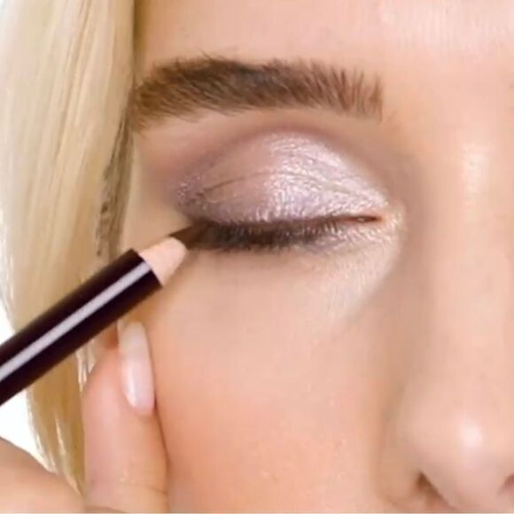 CHARLOTTE TILBURY EYESHADOW PALETTE: UPTOWN GIRL- NIB - Picture 9 of 12